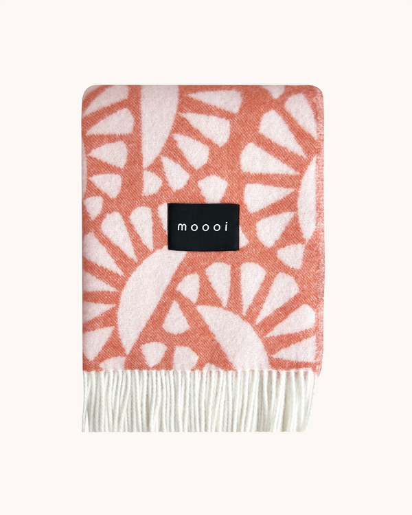 Moooi Blanket - Woodblock Beetle Rust Cream