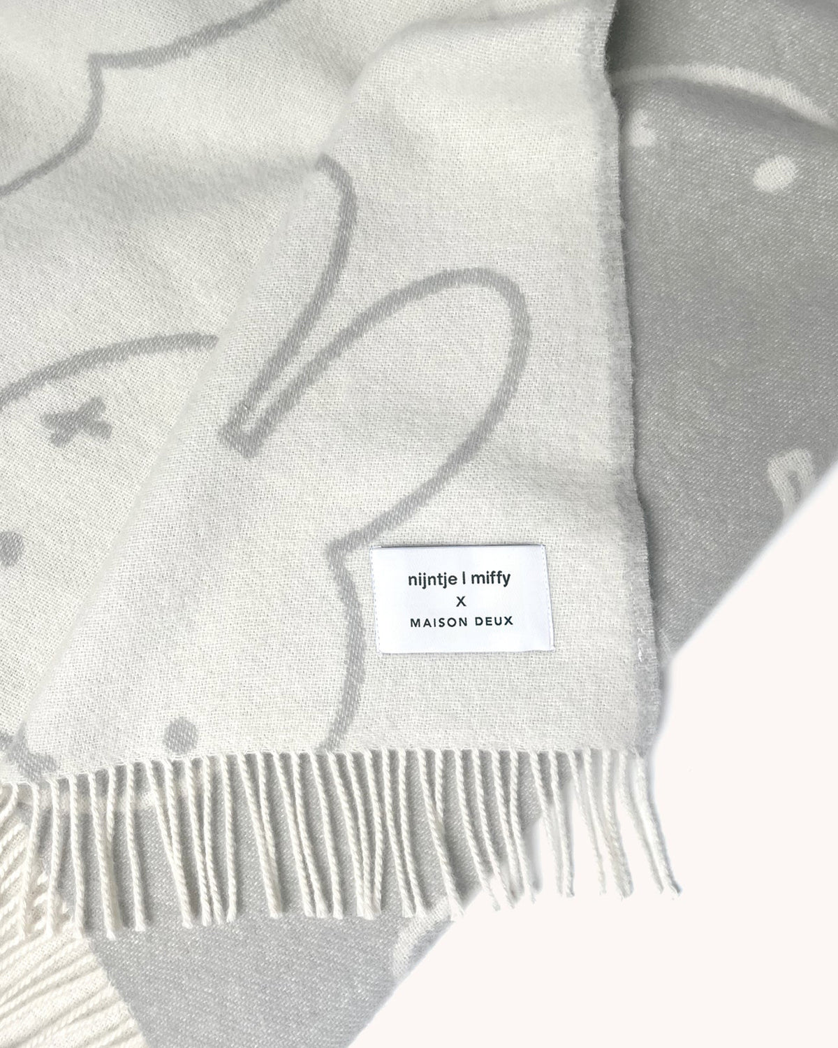 Miffy Blanket Cloud White