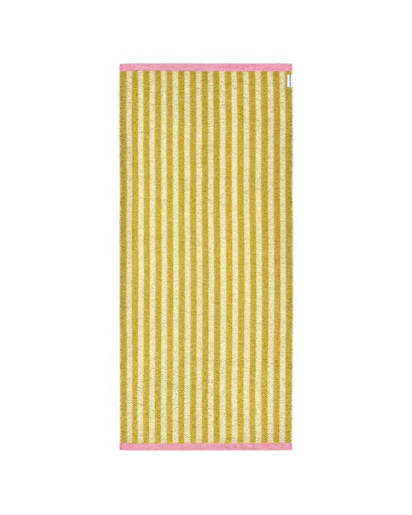 Plastic_Stripe_Rug_Sunburst_70x150_cm