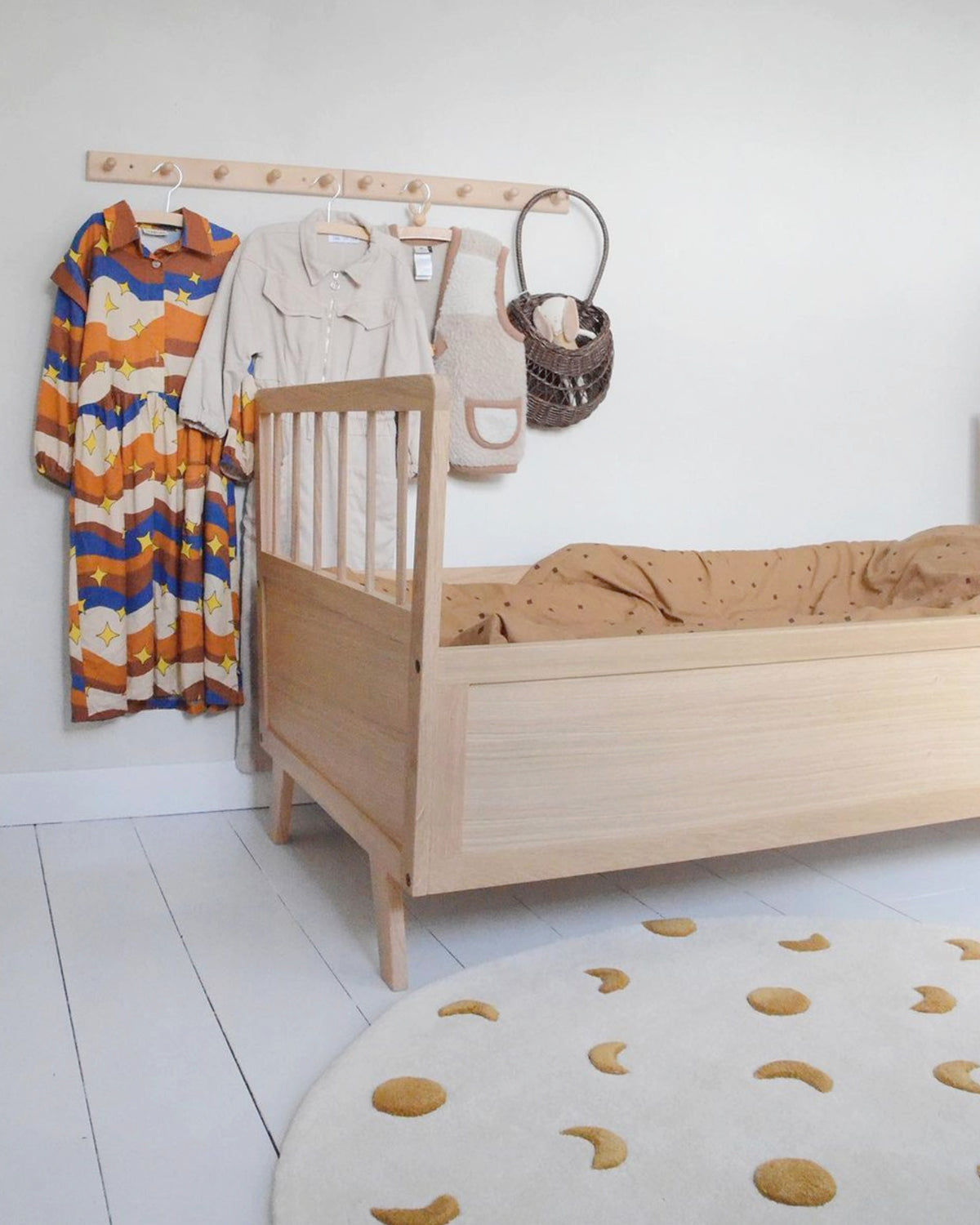 Additional_Moons Rug Gold