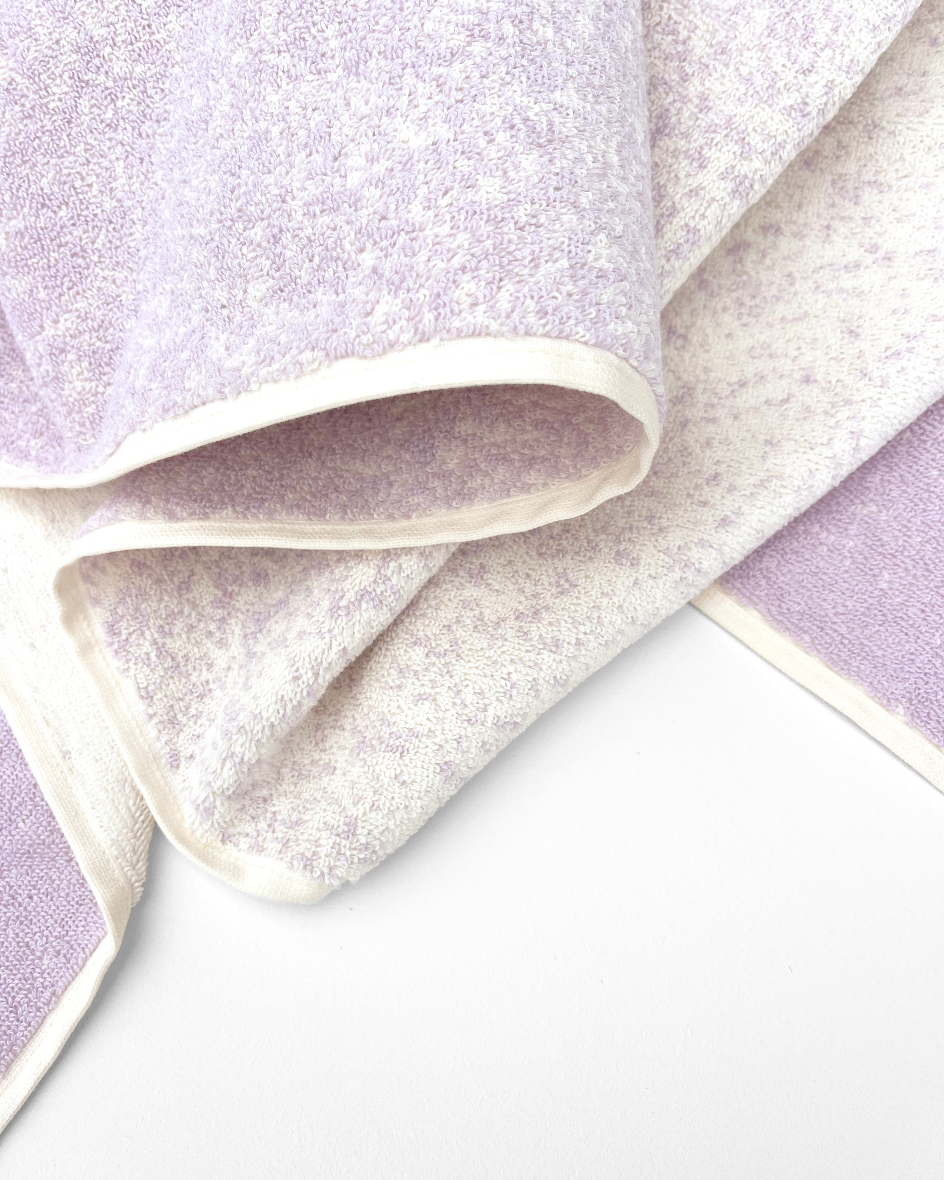 Gradient Towel Lilac Vanilla