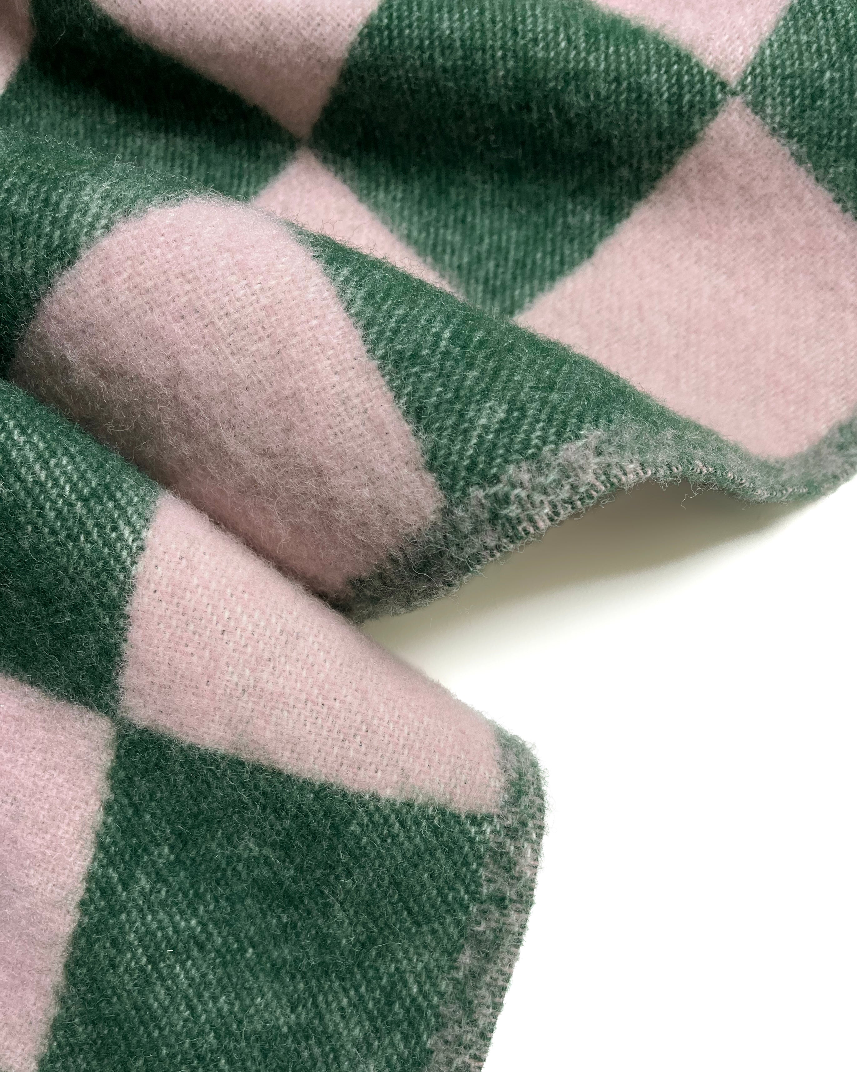 Checkerboard Blanket XL Green Pink – Maison Deux