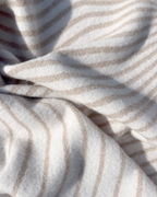 Moooi Blanket - Techno Bee Coffee Cream