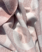 Moooi Blanket - Umbrella Squid Dusty Pink