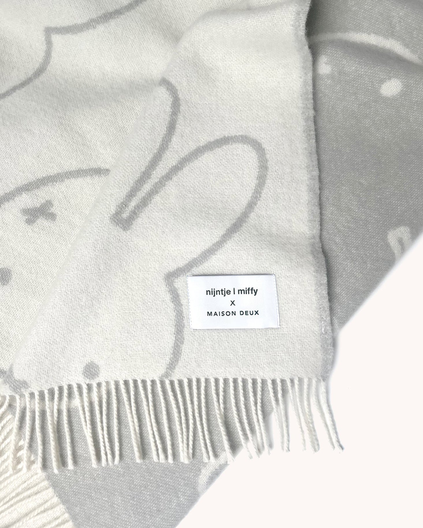 Miffy Blanket Cloud White
