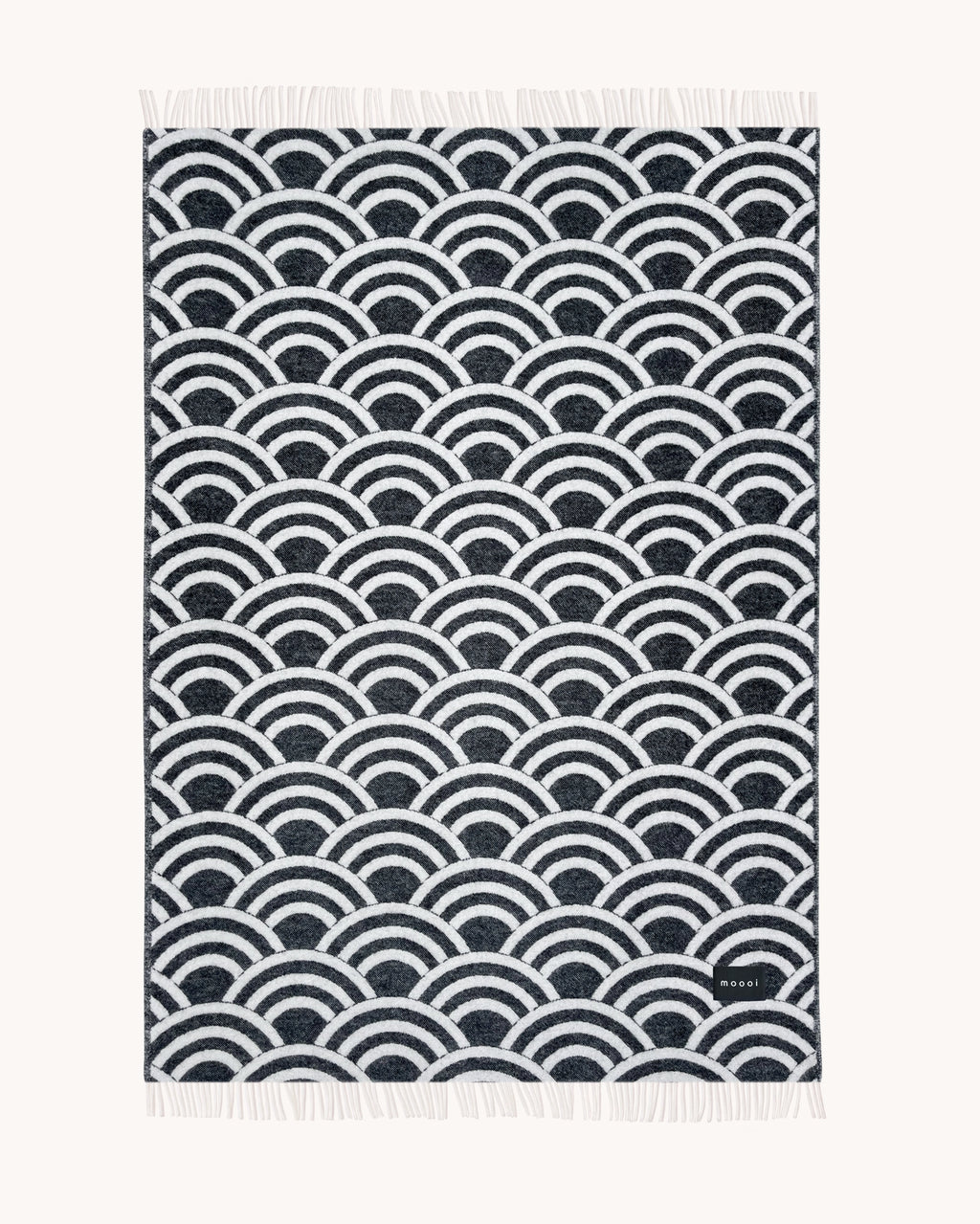 Lucky O's Blanket Black