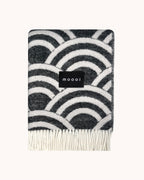 Lucky O's Blanket Black