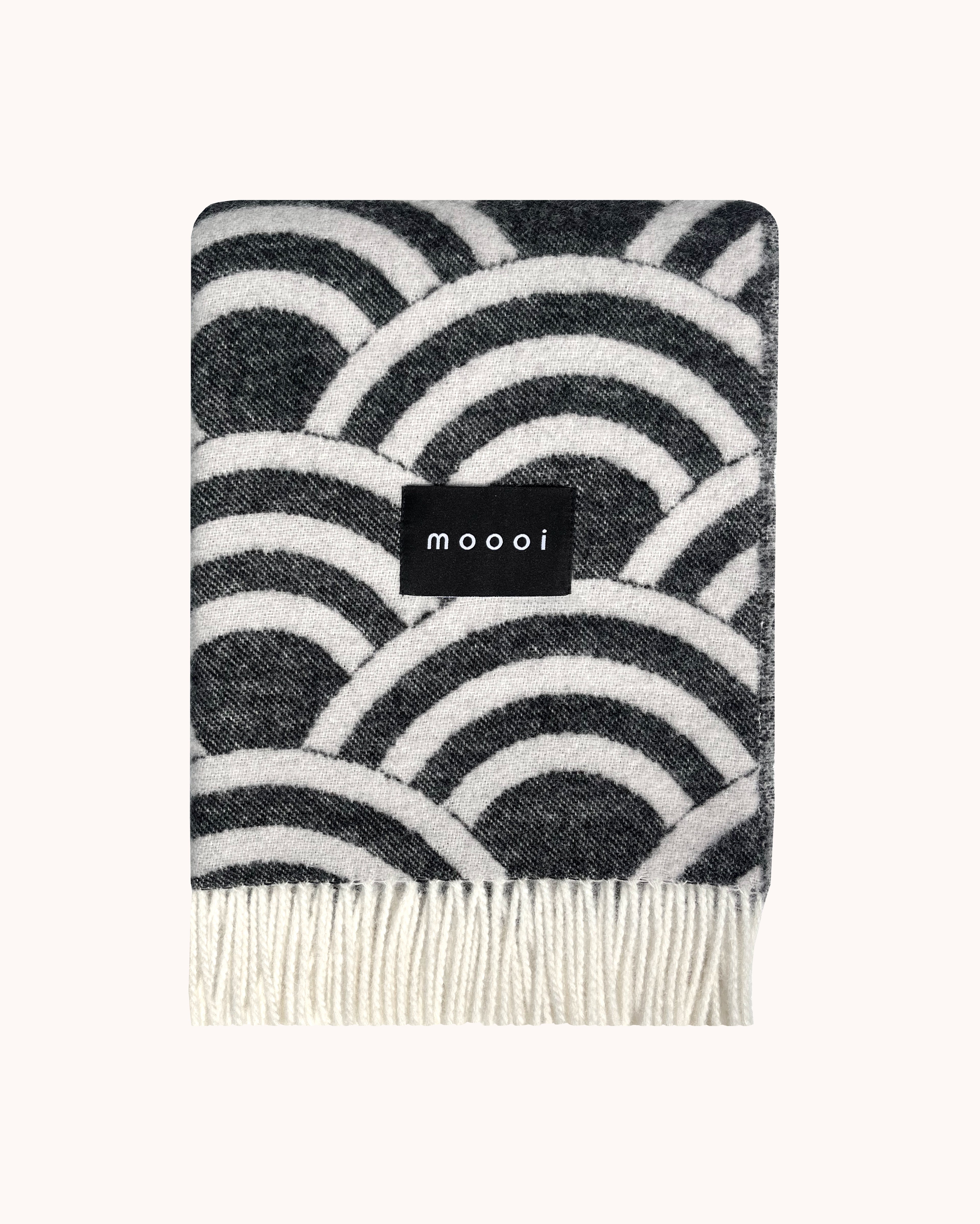 Lucky O's Blanket Black