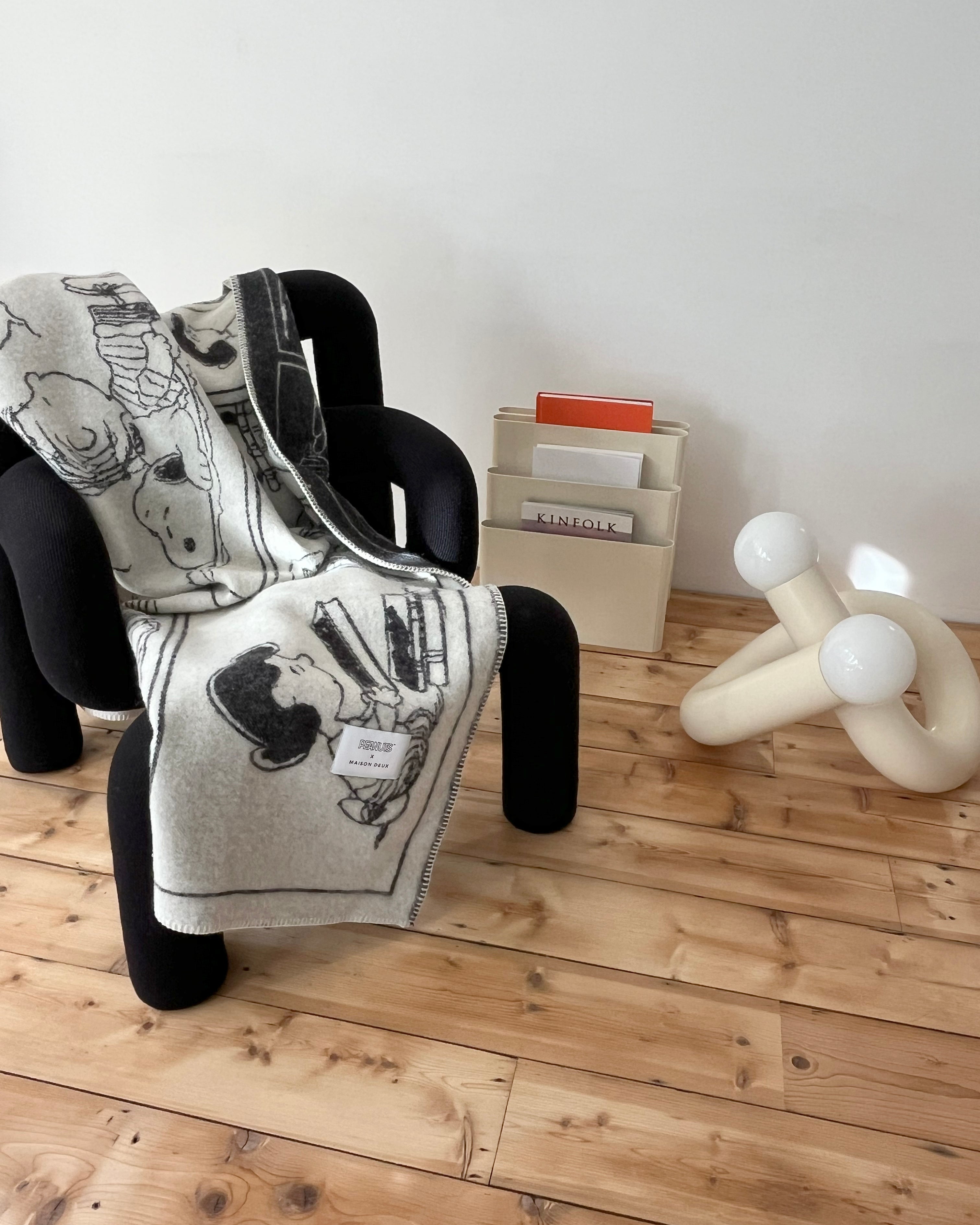Peanuts Blanket Comic ZZZ – Maison Deux