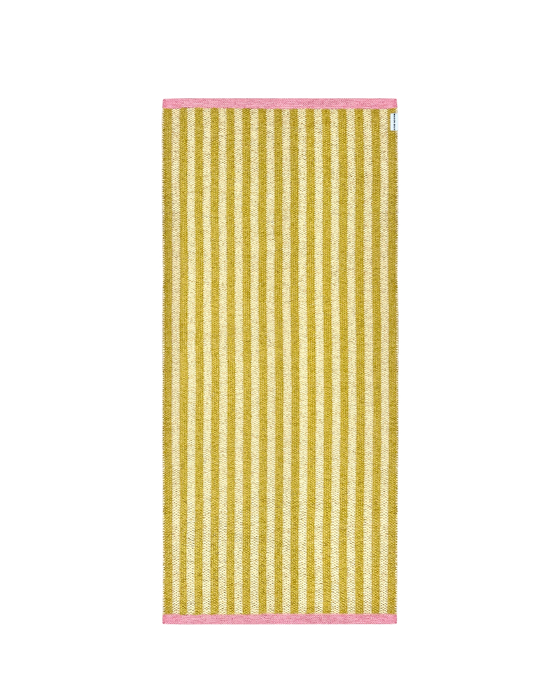 Plastic_Stripe_Rug_Sunburst_70x150_cm