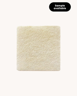 Solid Rug Round Off White Sample