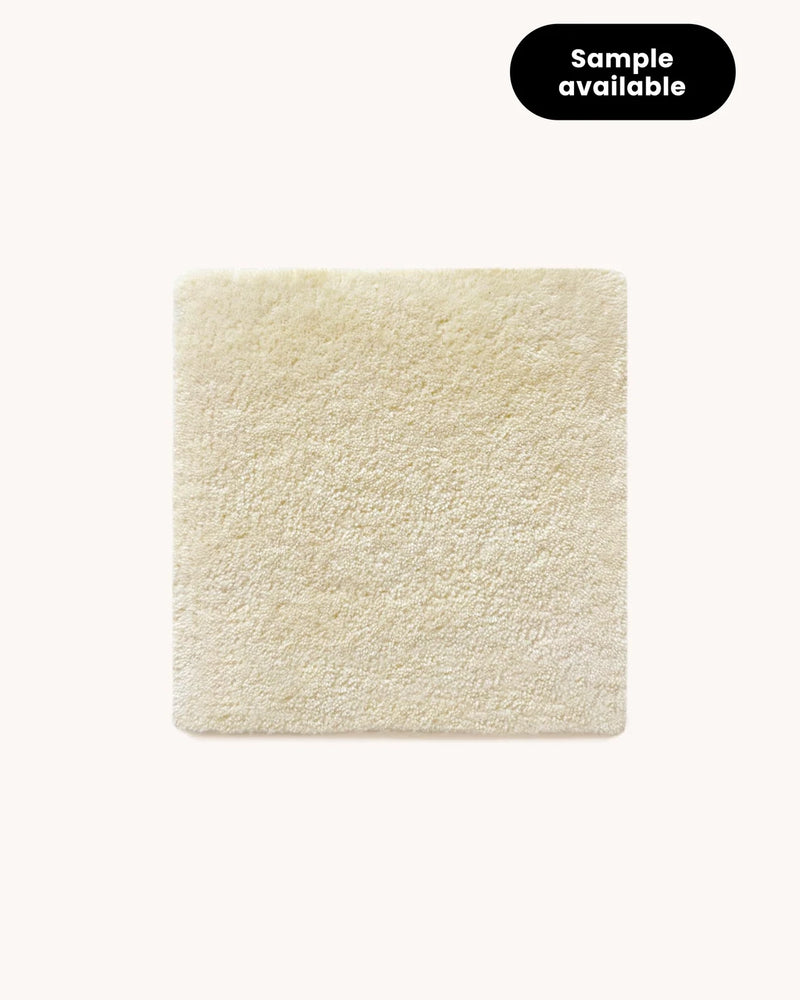 Solid Rug Off White 170 x 240 cm