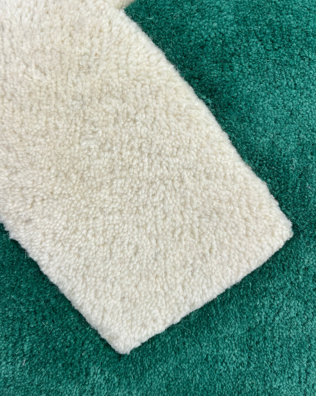 Splitted Arrow Rug Grass 200 x 300 cm