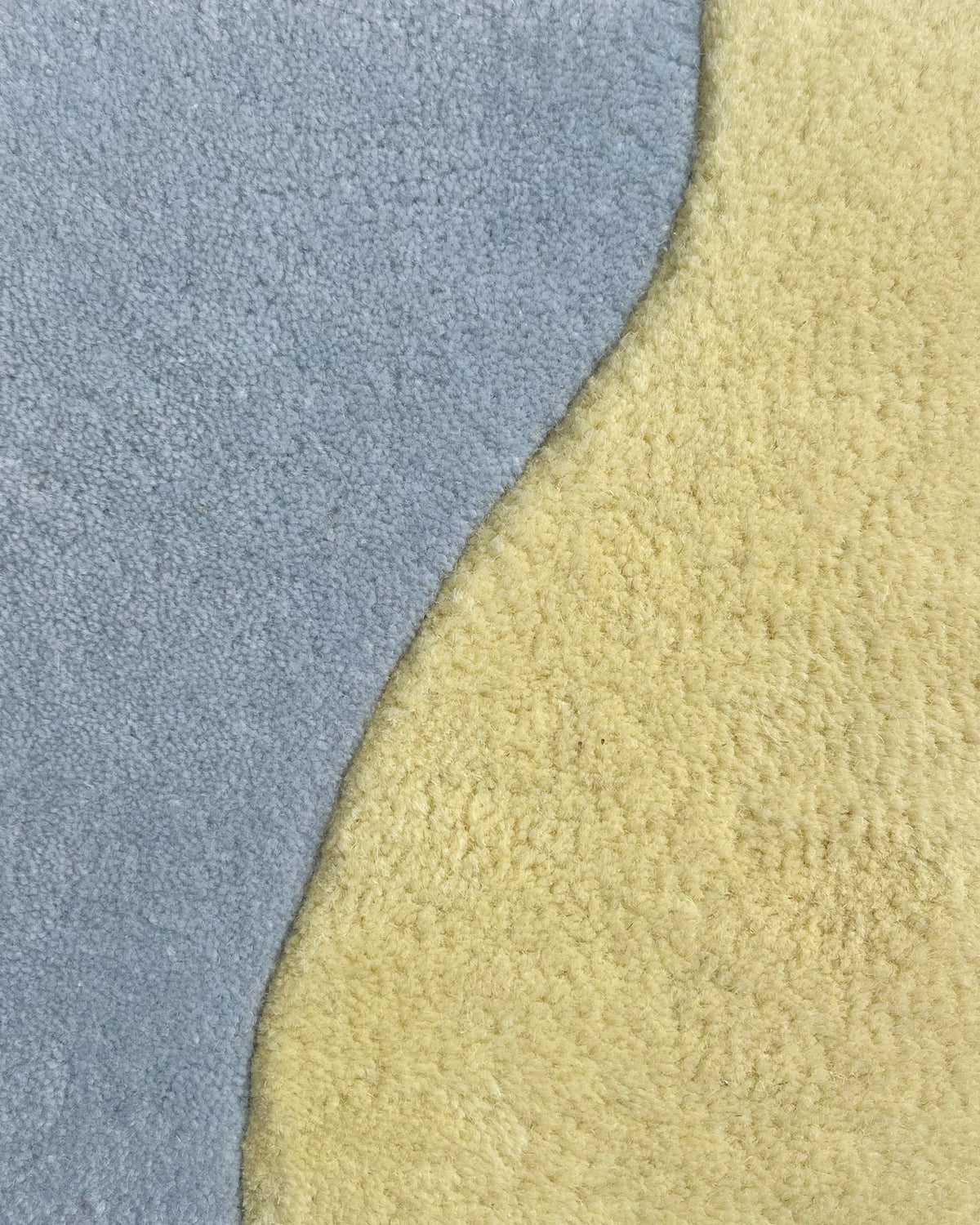 Splitted Rug Butter Yellow 200 x 300 cm