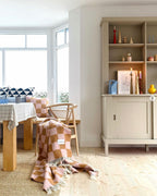 Additional_Throw Checkerboard Print